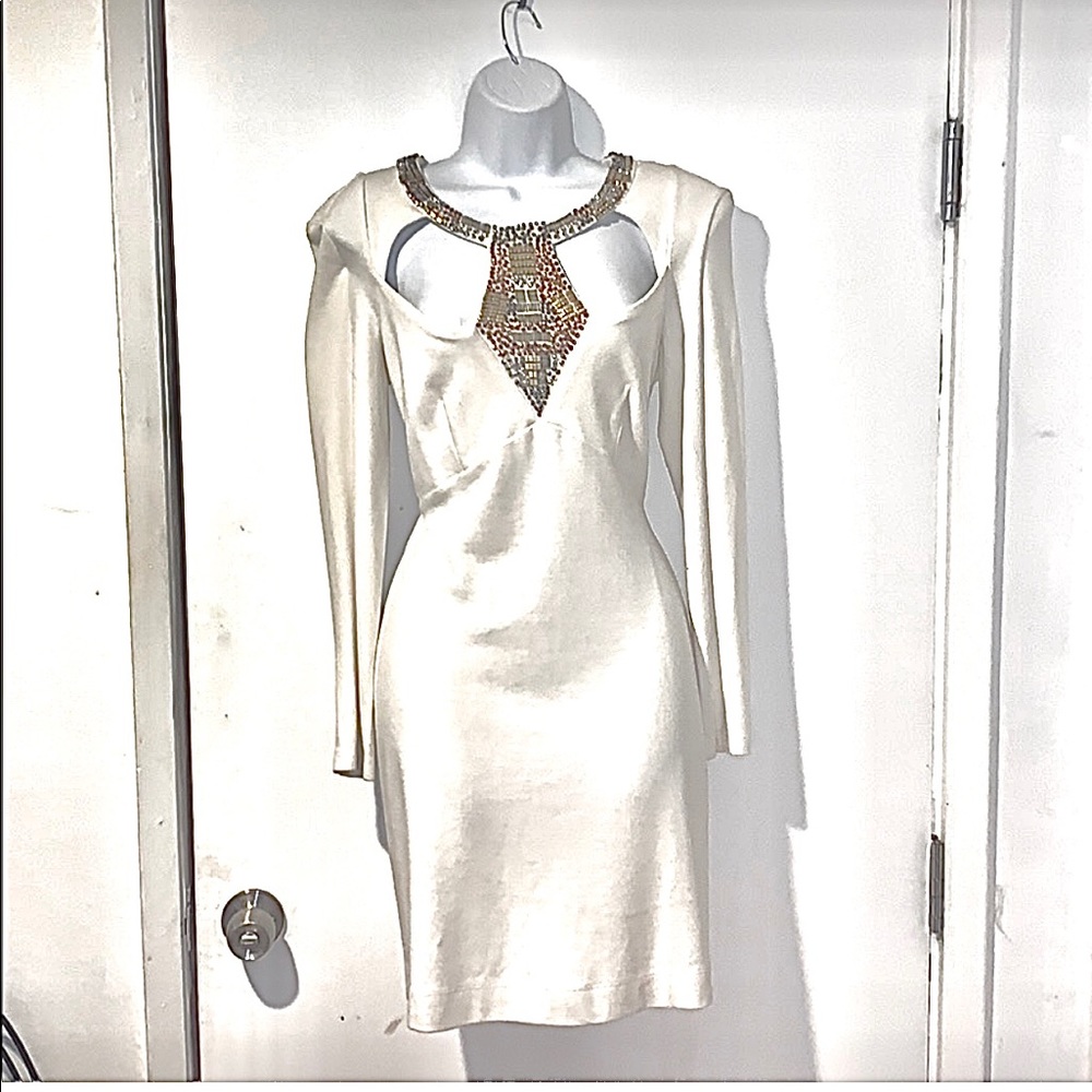 Venus oatmeal dress with embroidery
